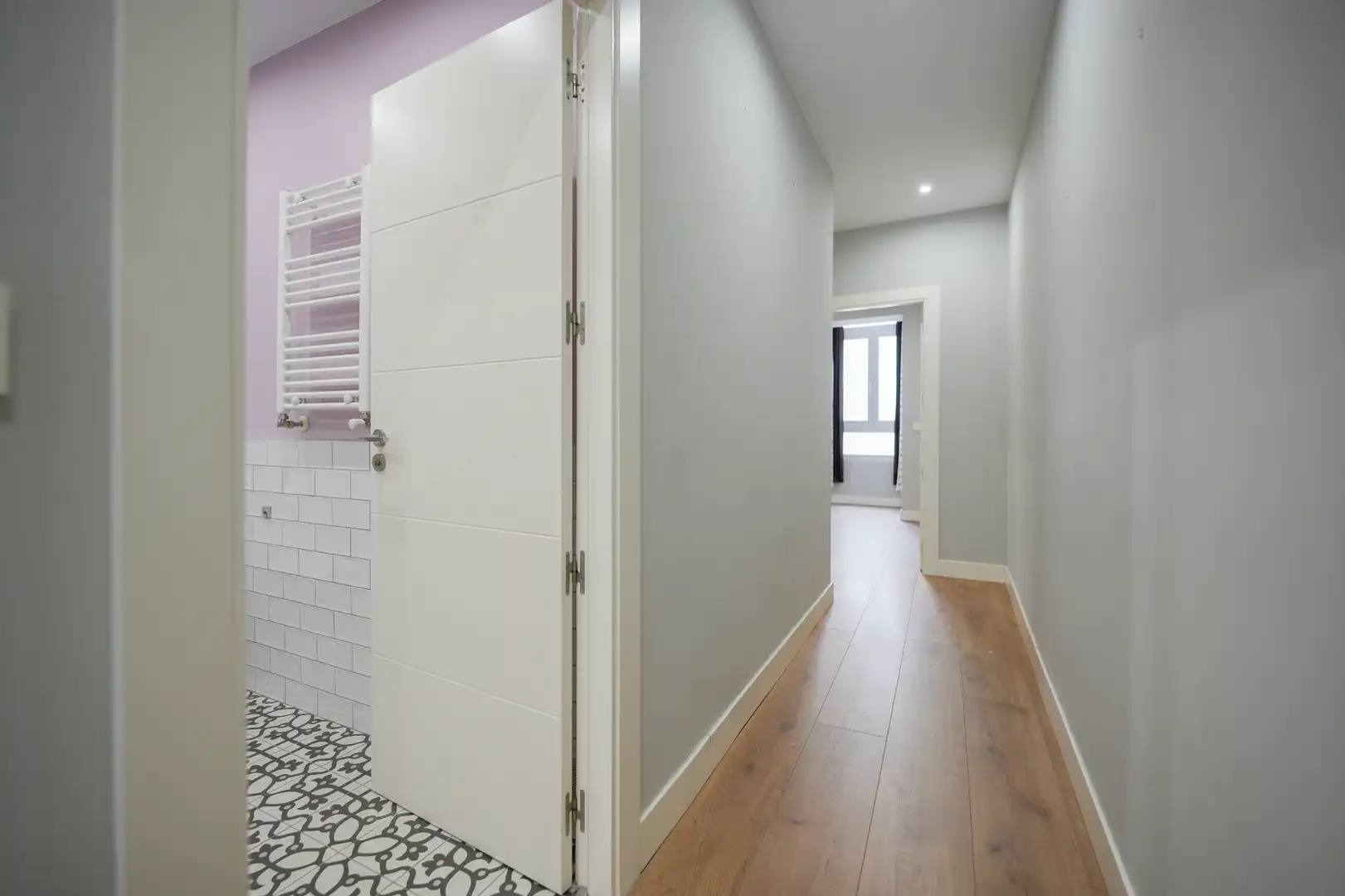 Wohnung zum Verkauf in Valladolid mit Heizung, Parkett und Ofen
