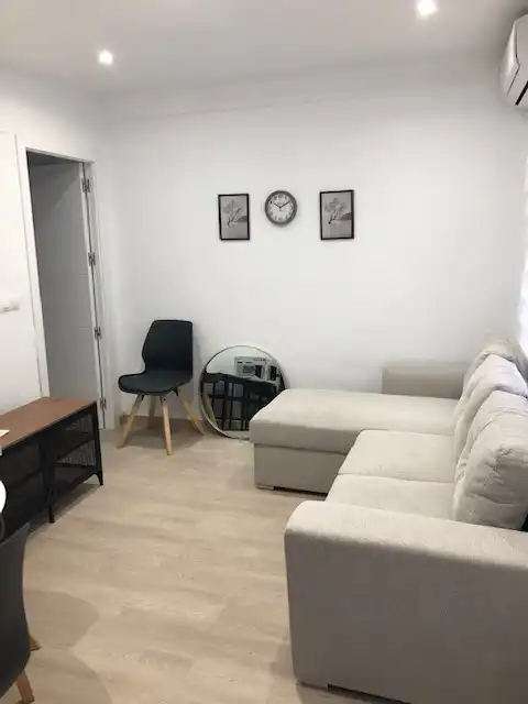 Sala d'estar de Pis de lloguer en Córdoba amb Aire condicionat, Calefacció i Forn