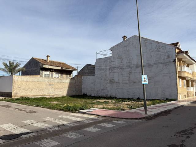 Terreno residencial en Venta en Calle De la Via, 16 en Centro