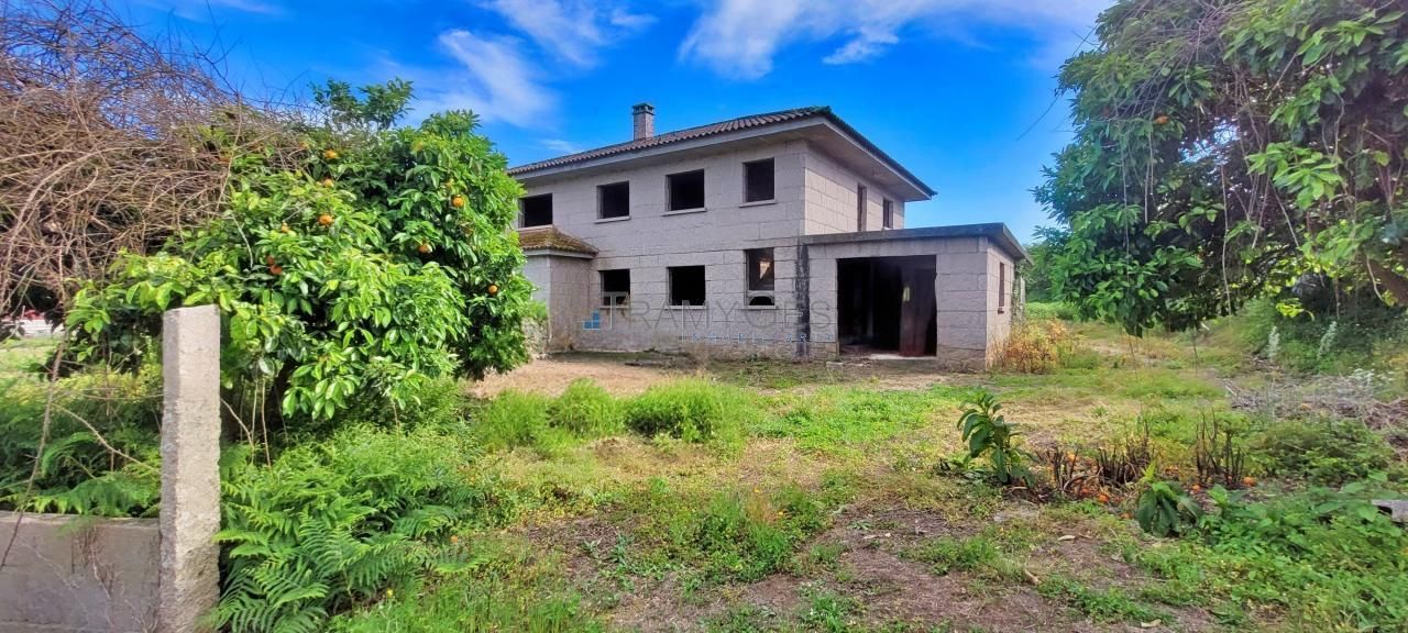 Casa o xalet en venda en Tui amb Jardí privat, Terrassa i Traster