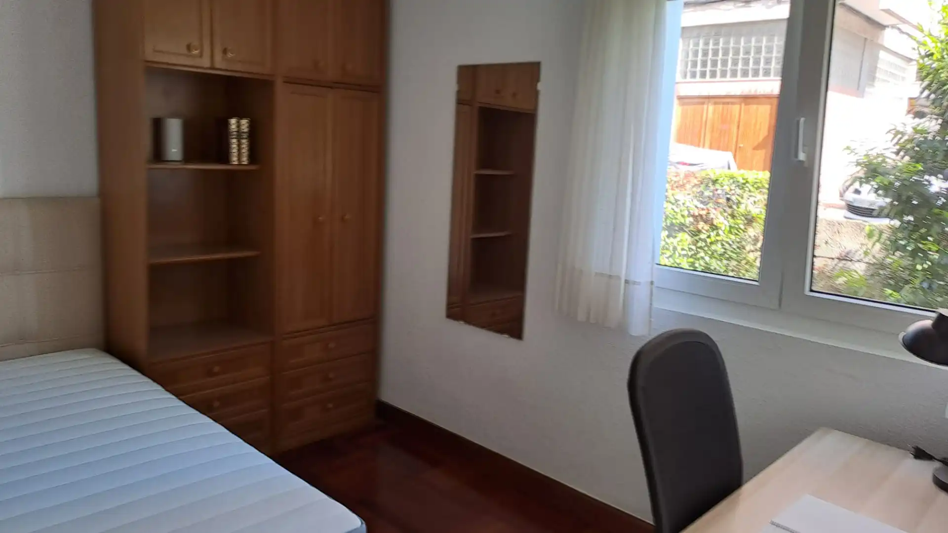 Bedroom of Flat for rent in Bilbao   with Heating, Private garden and Furnished