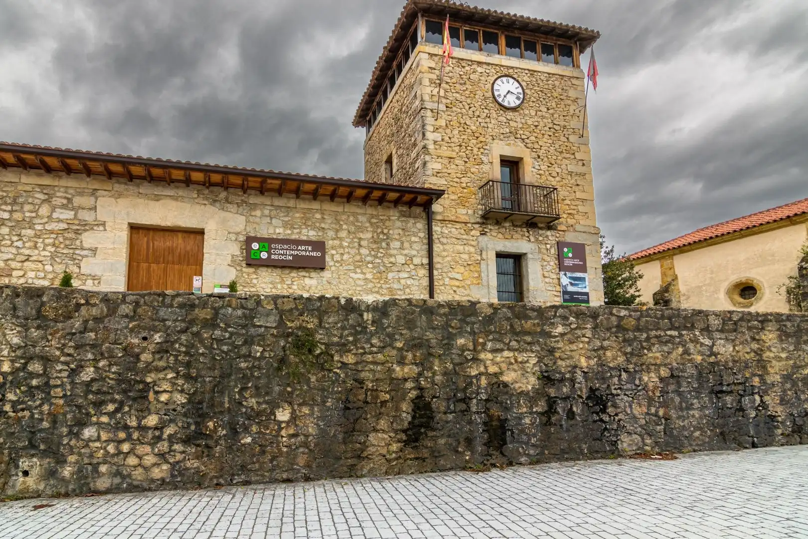 Vista exterior de Casa o chalet en venta en Reocín
