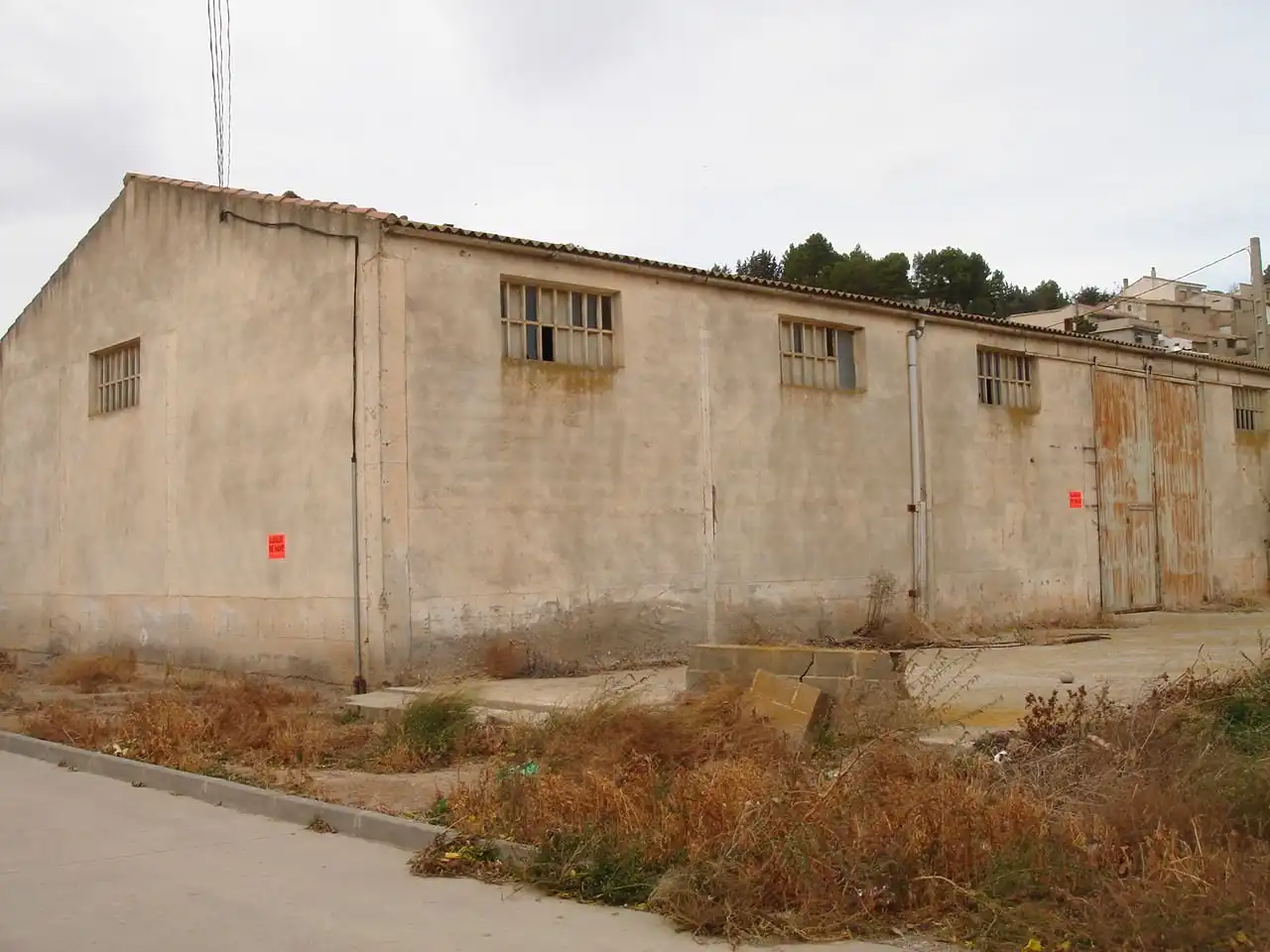 Vista exterior de Nave industrial en venta en Castejón del Puente