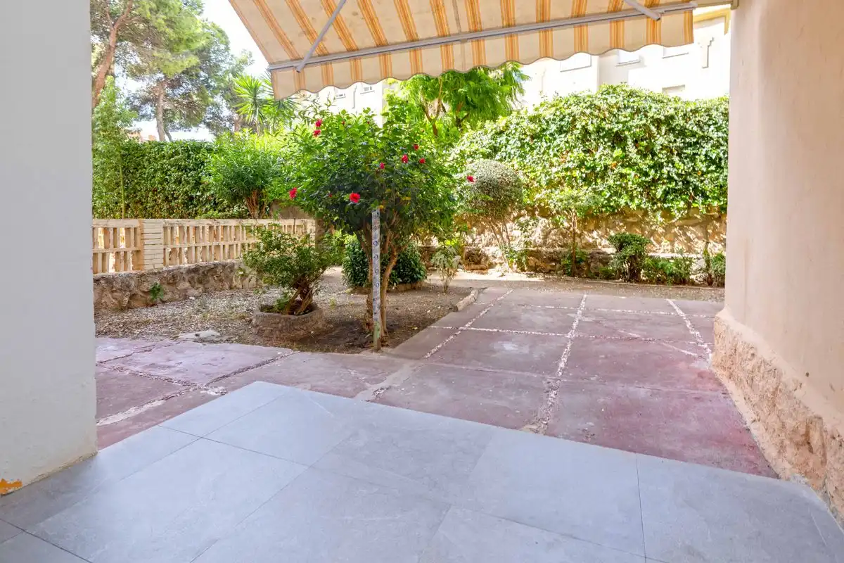 Terraza de Planta baja en venta en Torremolinos con Aire acondicionado, Calefacción y Jardín privado