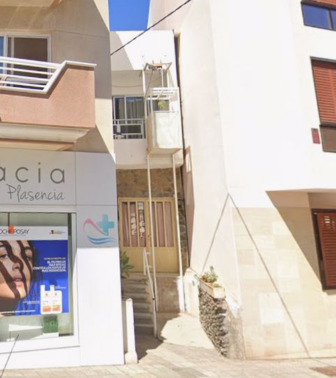 Foto 2 de Piso en venta en Av Chasna, El Médano, Granadilla de Abona