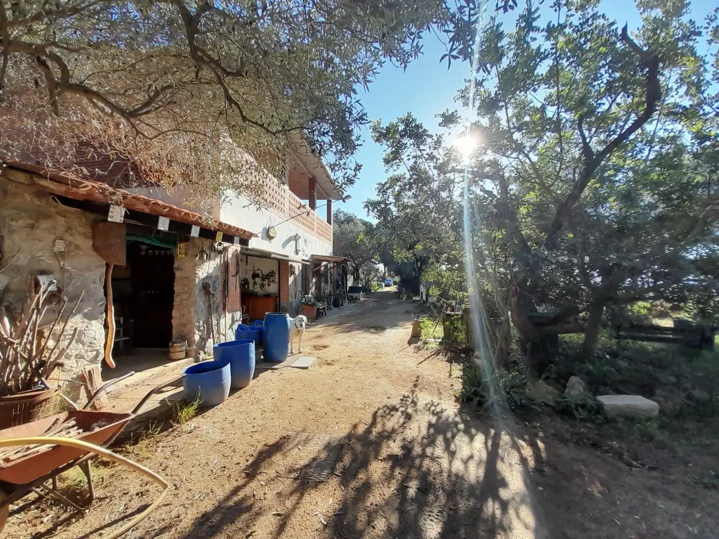 Außenansicht von Country house zum Verkauf in Arenys de Munt mit Privatgarten und Terrasse