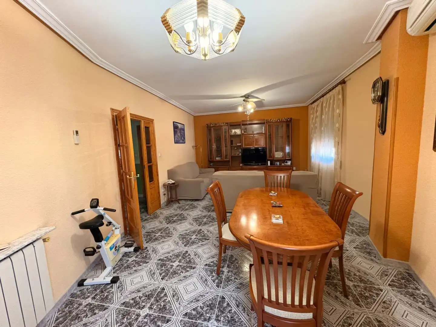 Menjador de Casa o xalet en venda en Manzanares amb Aire condicionat i Calefacció