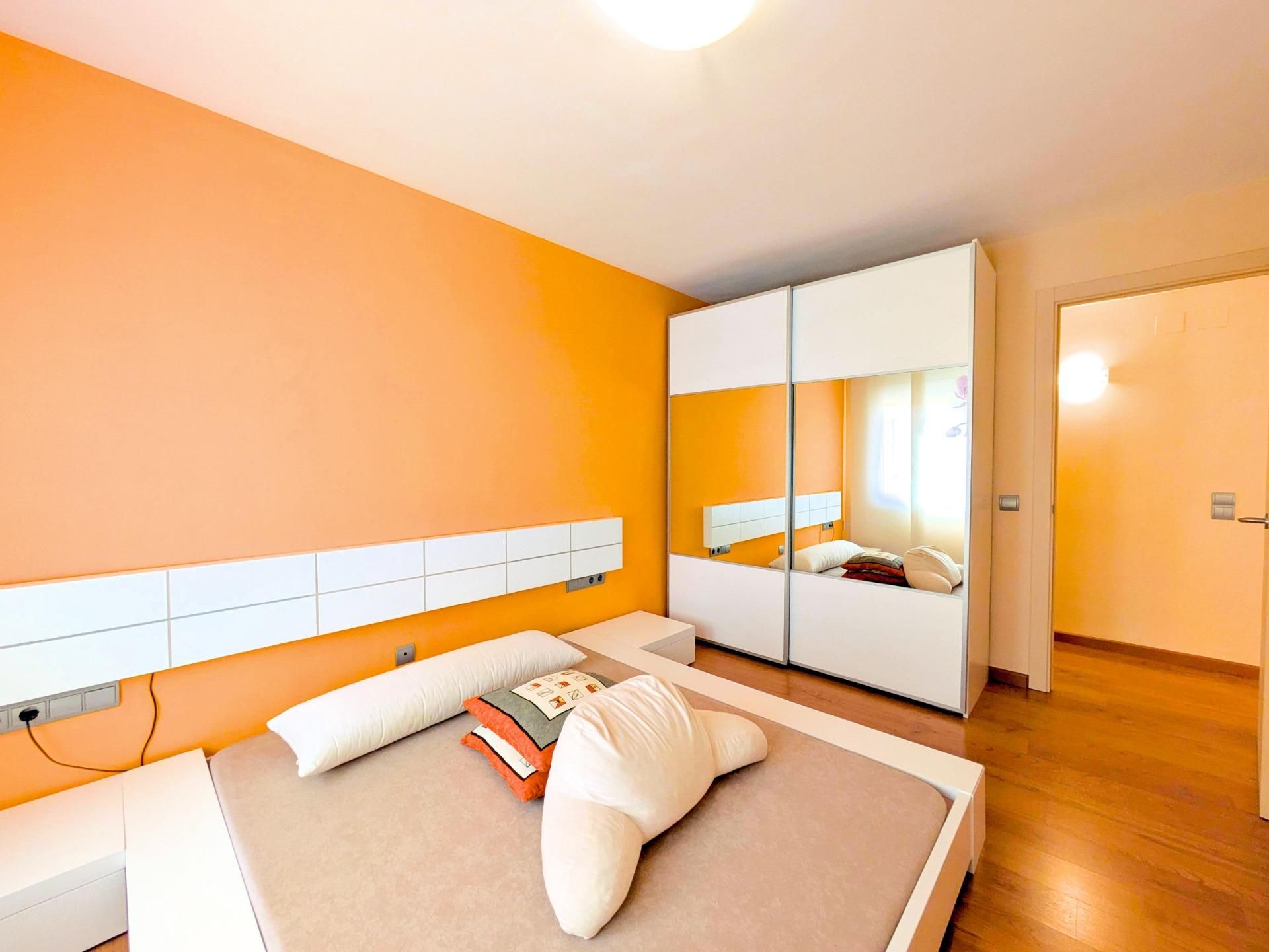 Bedroom of Flat for sale in Roquetes  with Heating, Parquet flooring and Storage room