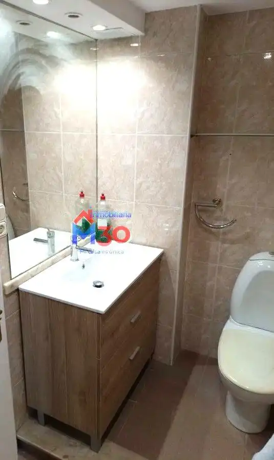 Bany de Apartament en venda en Miranda de Ebro amb Calefacció, Terrassa i Traster