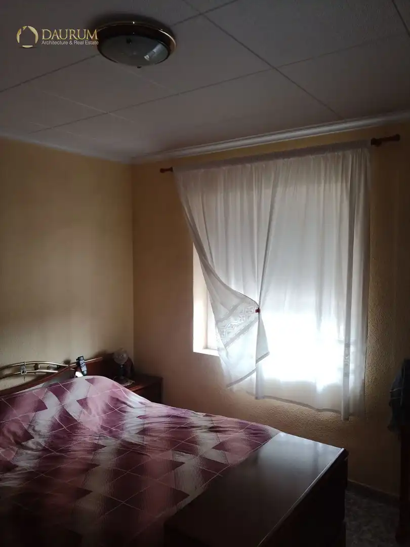 Dormitori de Casa o xalet en venda en San Vicente del Raspeig / Sant Vicent del Raspeig amb Calefacció, Terrassa i Traster
