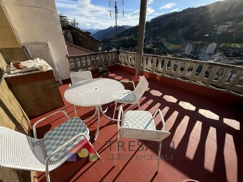 Casa amb terrassa en venda a Bo