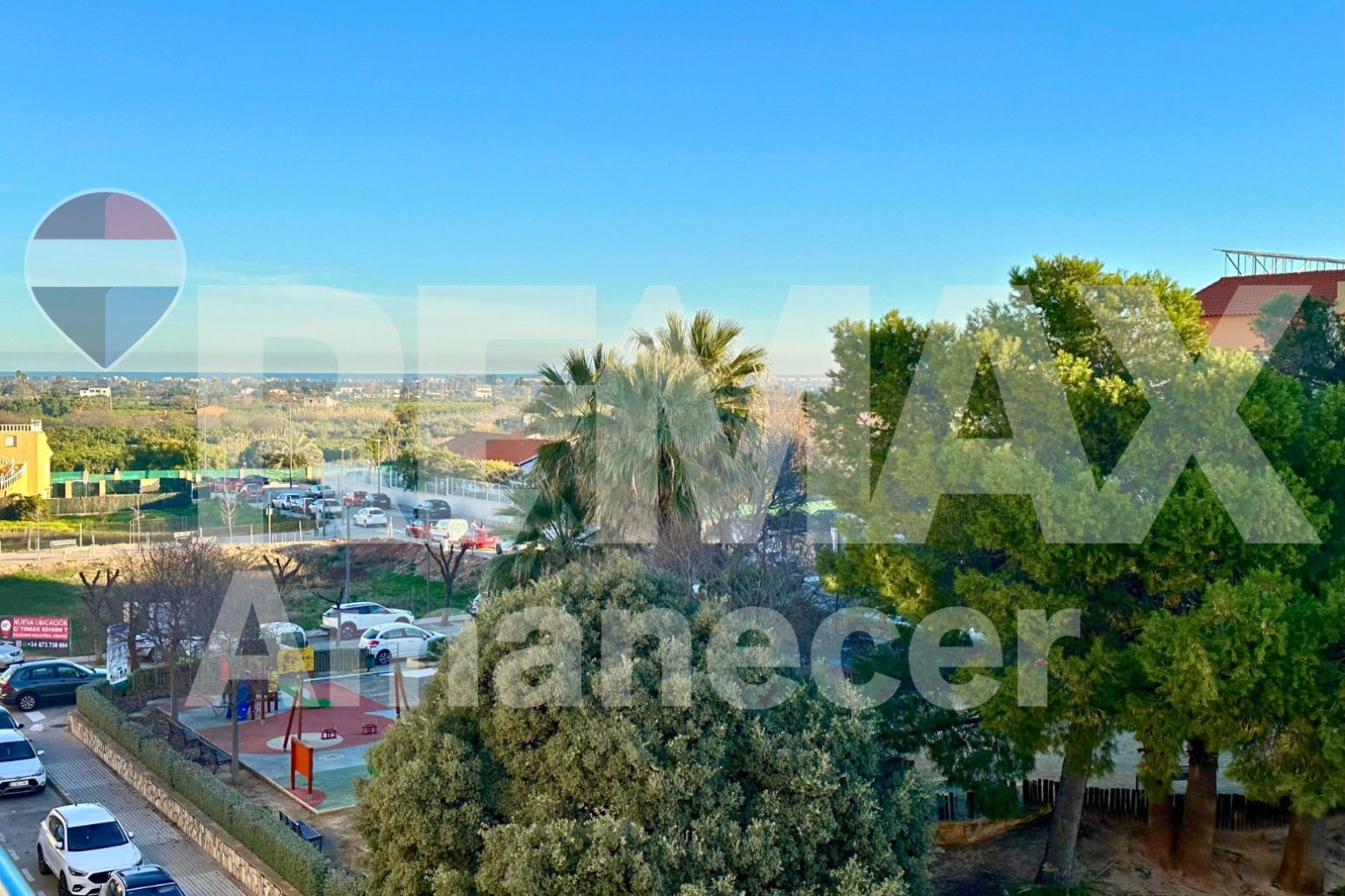 Exterior view of Flat for sale in Ondara  with Air Conditioner, Terrace and Storage room