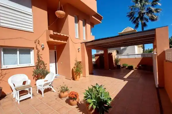 Haus zum Verkauf in Marisol Park - Ortembach - Los Almendros