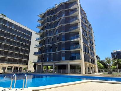 Piscina de Pis en venda en Castellón de la Plana / Castelló de la Plana amb Aire condicionat, Calefacció i Jardí privat