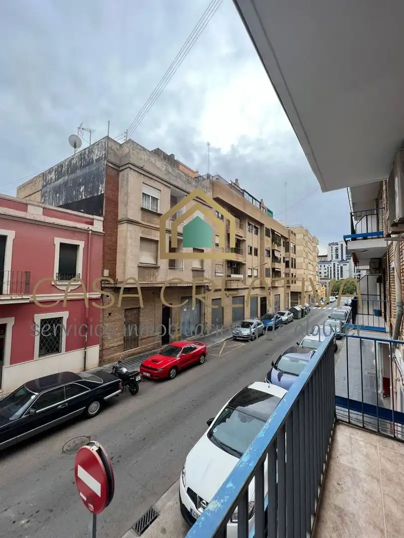 Exterior view of Flat for rent in Valencia  with Air Conditioner, Heating and Terrace