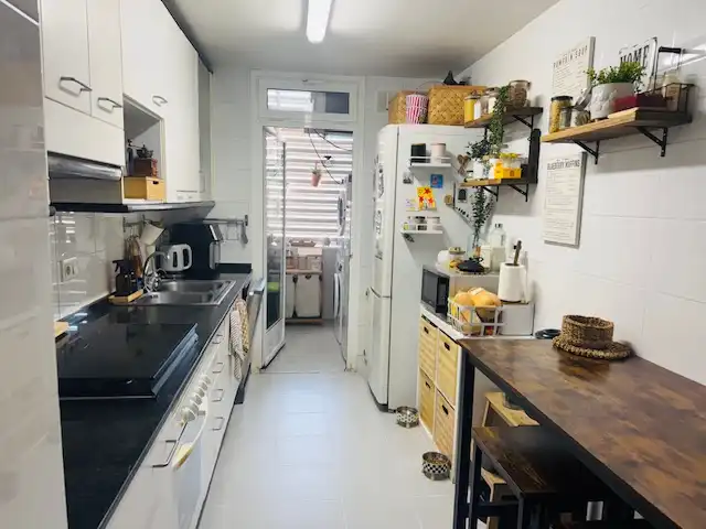 Kitchen of Flat for sale in Barcelona  with Air Conditioner, Heating and Parquet flooring