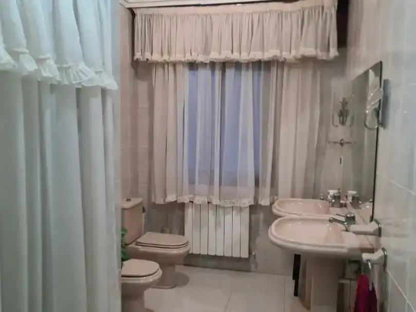 Bany de Casa o xalet en venda en Mondariz amb Piscina