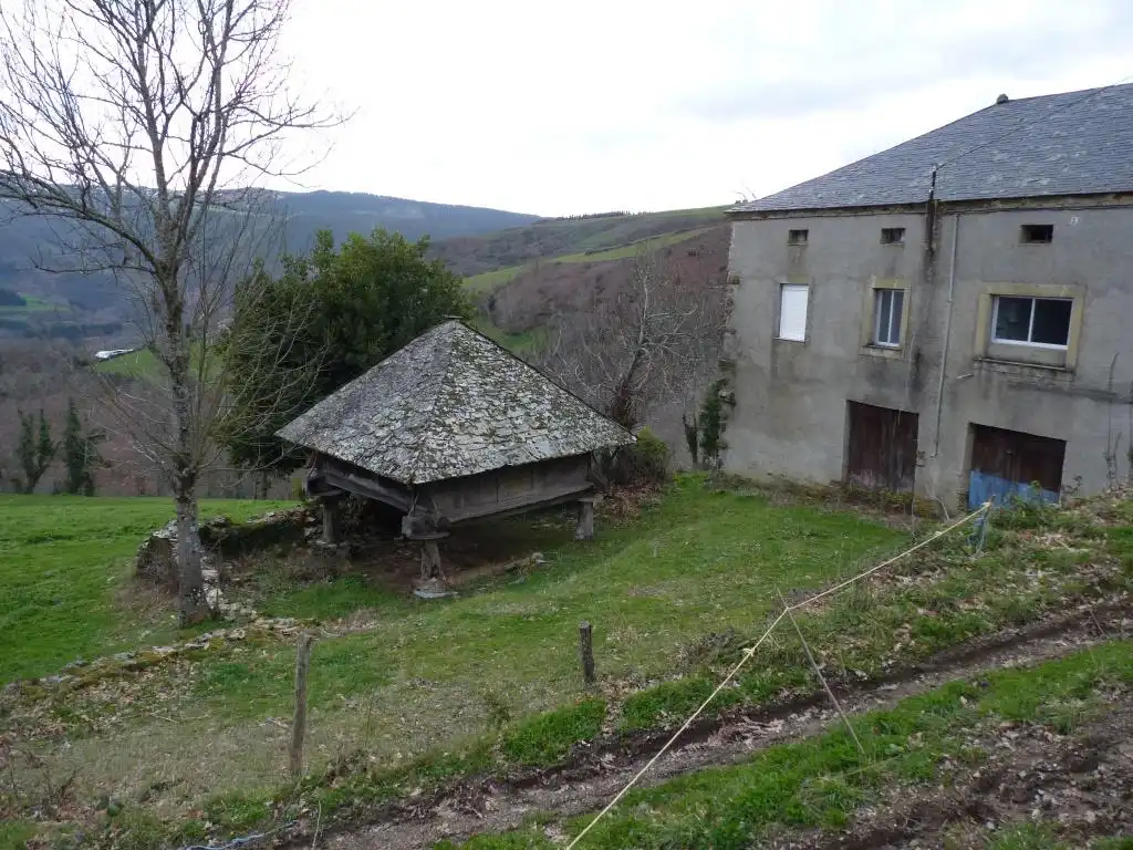 Exterior view of Country homes for sale in Cervantes  with Private garden and Furnished