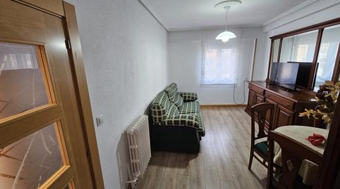 Photo 4 of Flat to rent in Calle Vitoria, Juan XXIII - Las Torres - G2, Burgos Capital