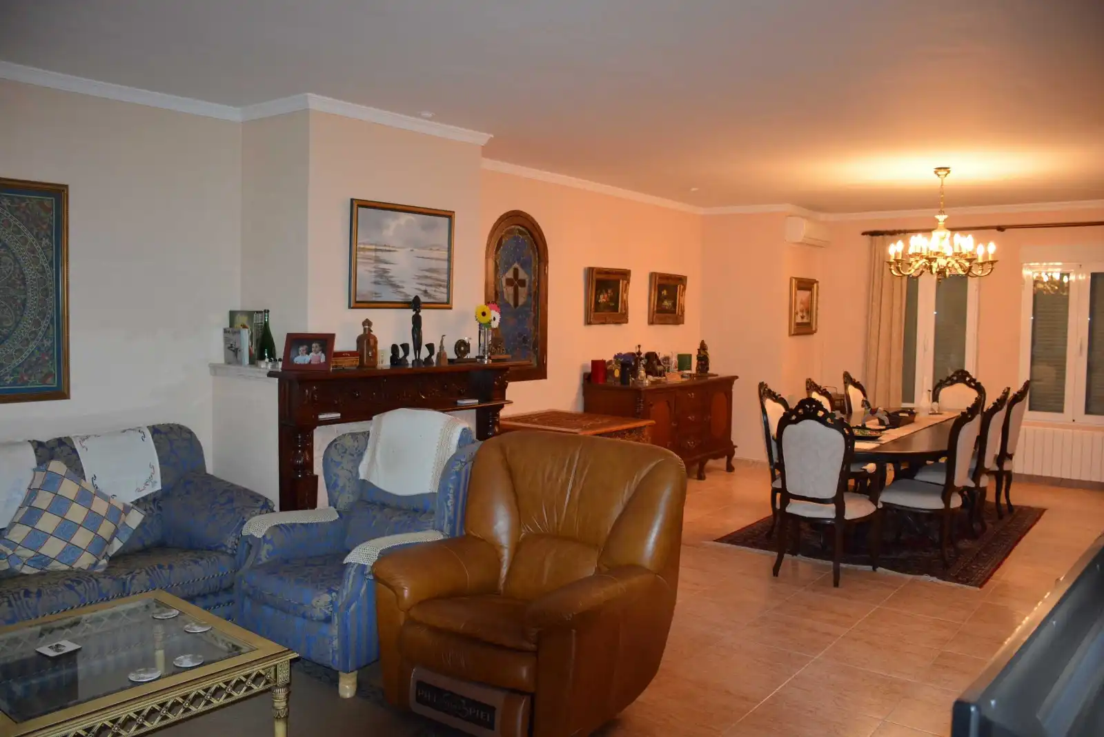 Sala d'estar de Casa o xalet en venda en Medellín amb Aire condicionat, Calefacció i Jardí privat