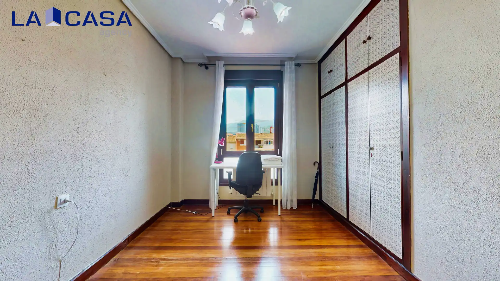 Habitación de Piso en venta en Bilbao  con Balcón