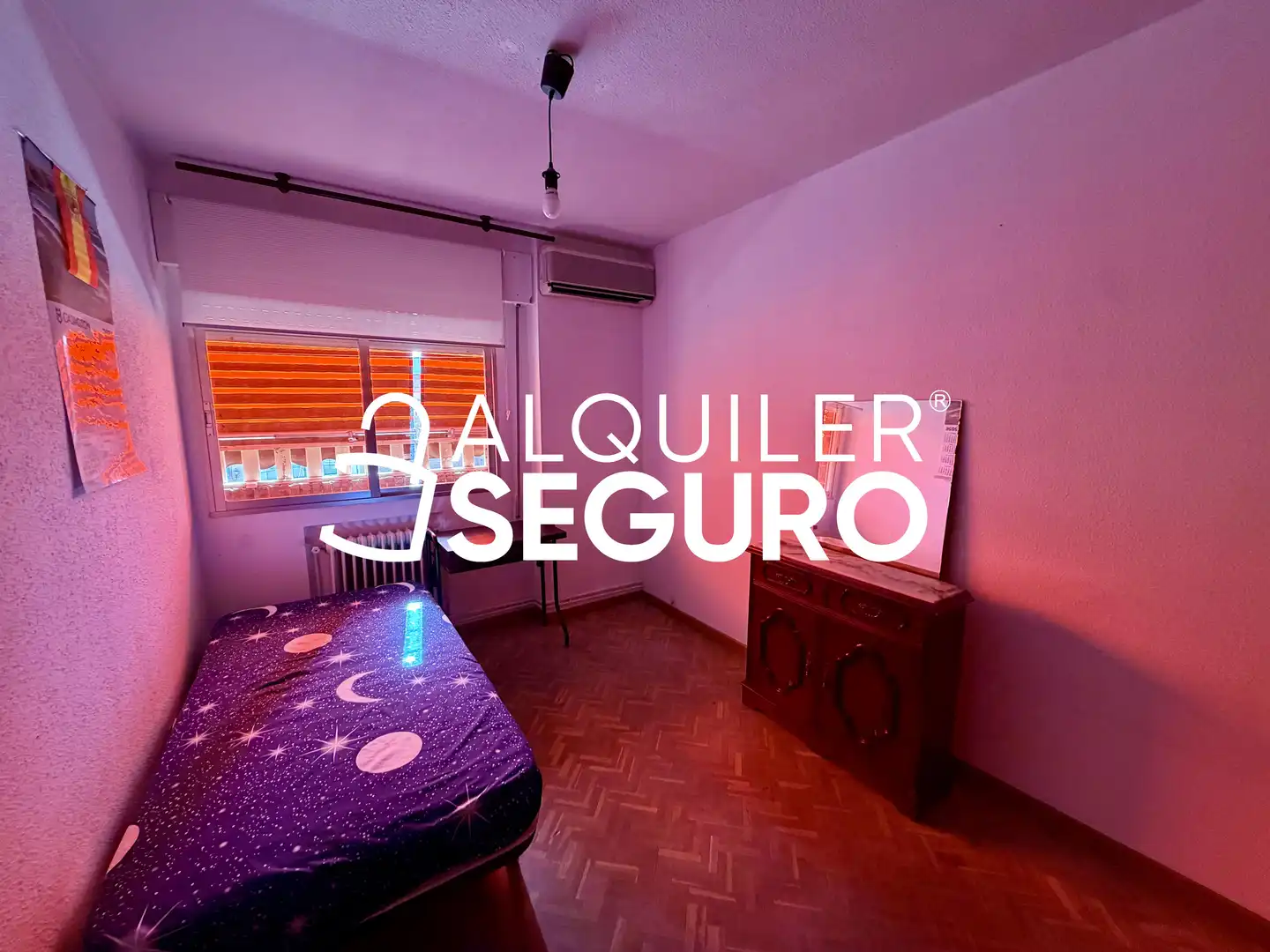 Flat for rent in Plaza de la Piña, Centro