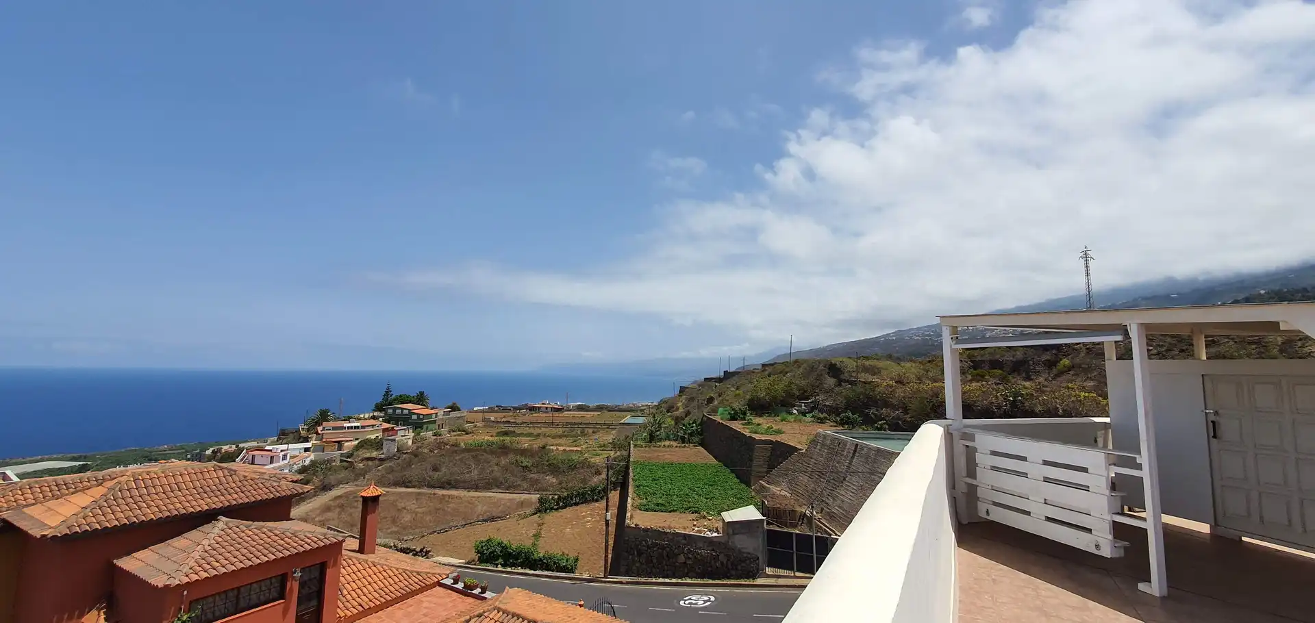 Vista exterior de Casa o chalet en venta en La Guancha con Jardín privado, Terraza y Jacuzzi