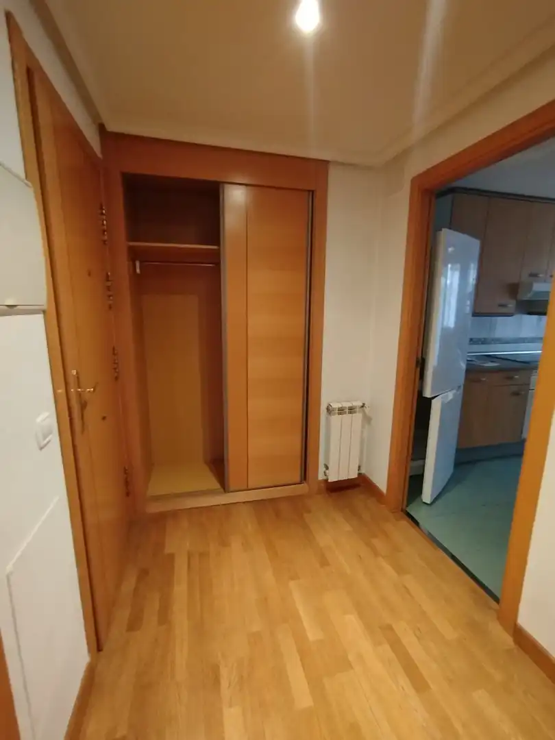 Habitación de Piso en venta en Ávila con Calefacción, Terraza y Trastero