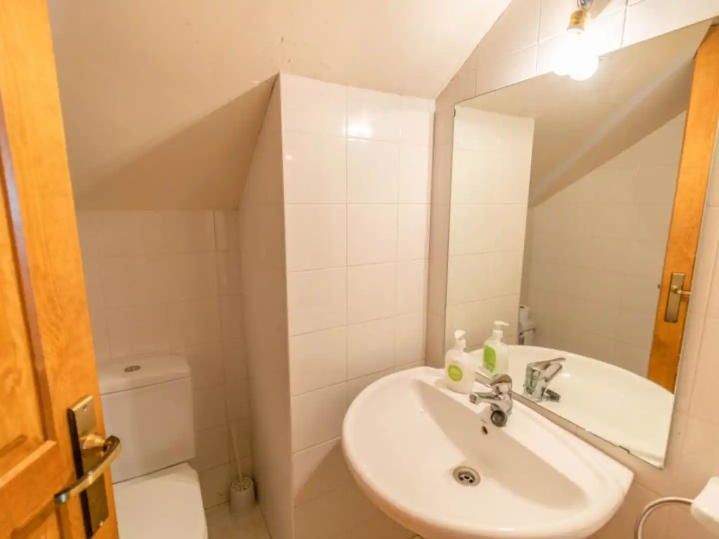Bathroom of Country homes for sale in Uztárroz / Uztarroze