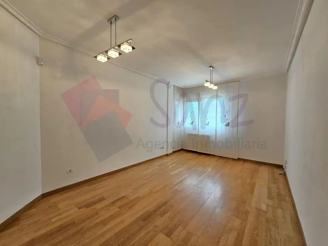 Flat with pool to rent in Travesía Partecortijo, imagen 3