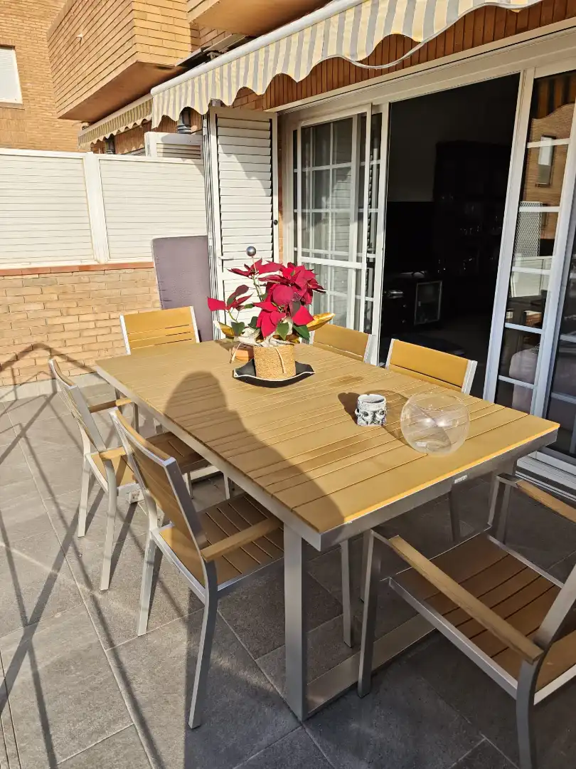 Terraza de Casa adosada en venta en Cubelles con Aire acondicionado, Calefacción y Jardín privado