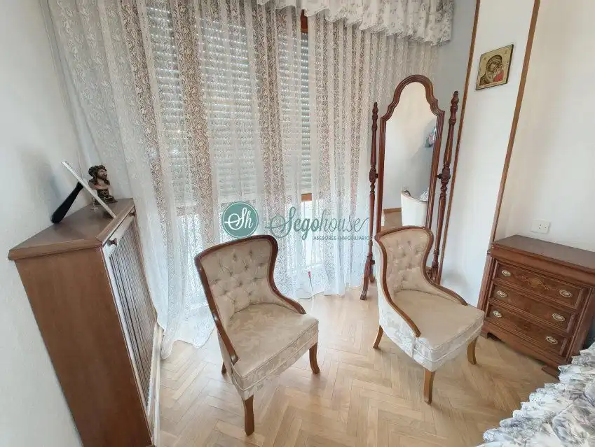 Habitación de Piso en venta en Segovia con Calefacción, Terraza y Trastero