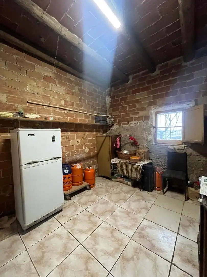 Cocina de Terreno industrial en venta en Bellvís