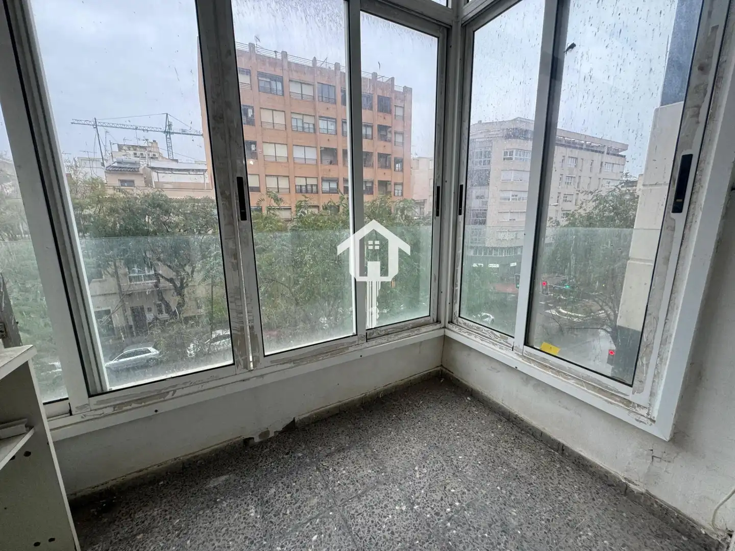 Vista exterior de Pis en venda en Alicante / Alacant amb Balcó