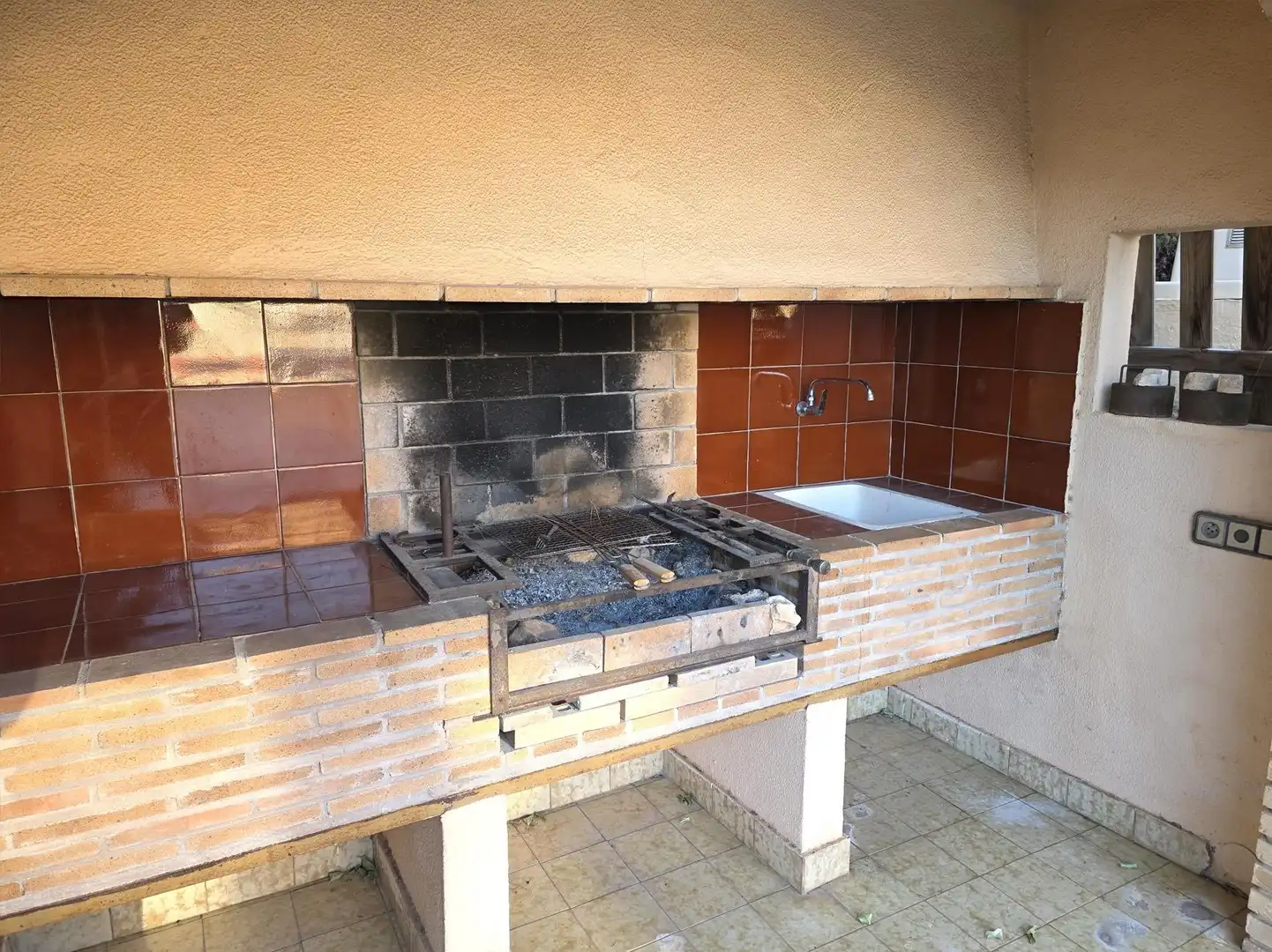Cocina de Casa o chalet de alquiler en Benicasim / Benicàssim con Aire acondicionado, Jardín privado y Trastero