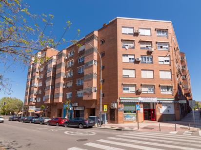 Exterior view of Flat for sale in Alcorcón  with Air Conditioner