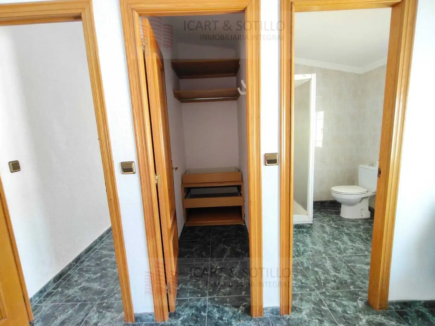 Bany de Casa o xalet en venda en Vinaròs amb Aire condicionat, Jardí privat i Terrassa