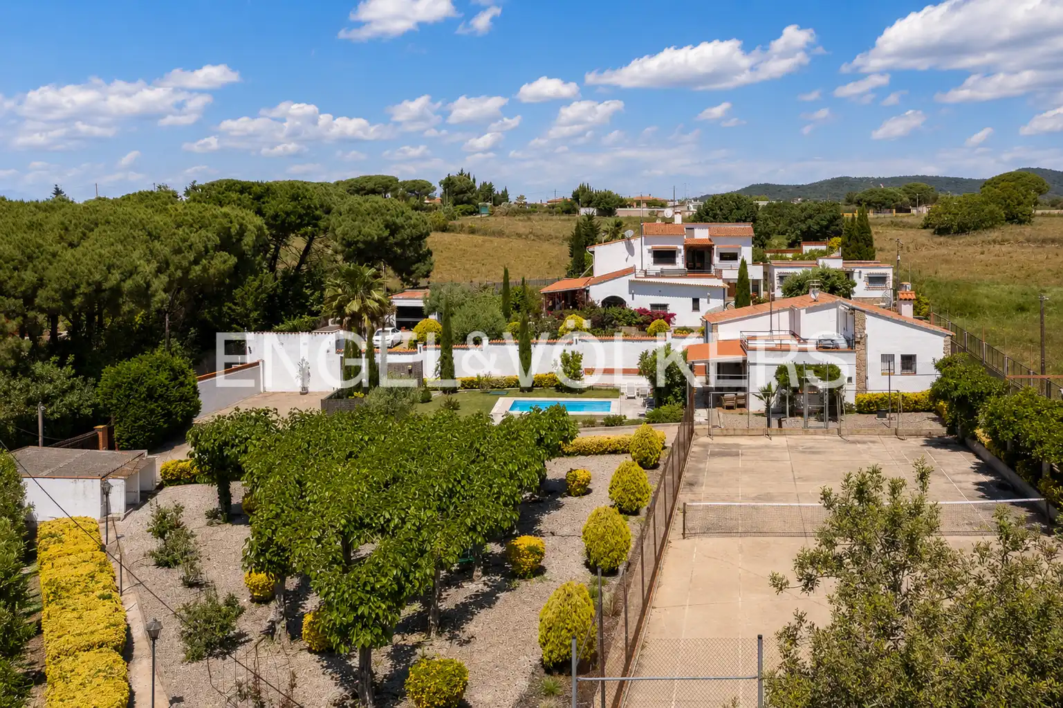 Vista exterior de Casa o xalet en venda en Tordera amb Aire condicionat, Calefacció i Jardí privat