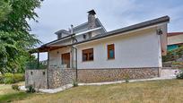 Außenansicht von Haus oder Chalet zum verkauf in Laguna de Duero mit Terrasse