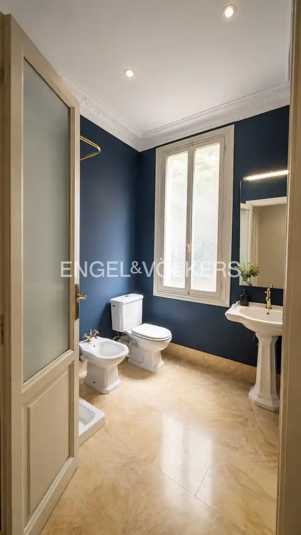 Baño de Apartamento de alquiler en Madrid con Aire acondicionado, Calefacción y Terraza