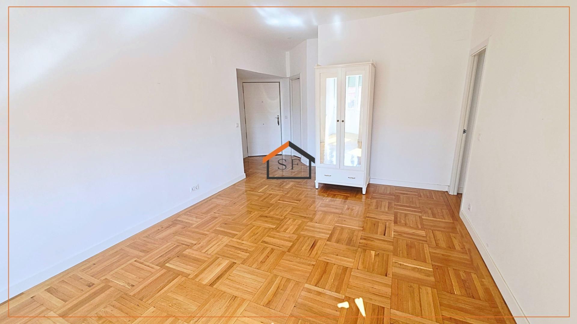 Bedroom of Flat to rent in  Madrid Capital  with Heating and Parquet flooring
