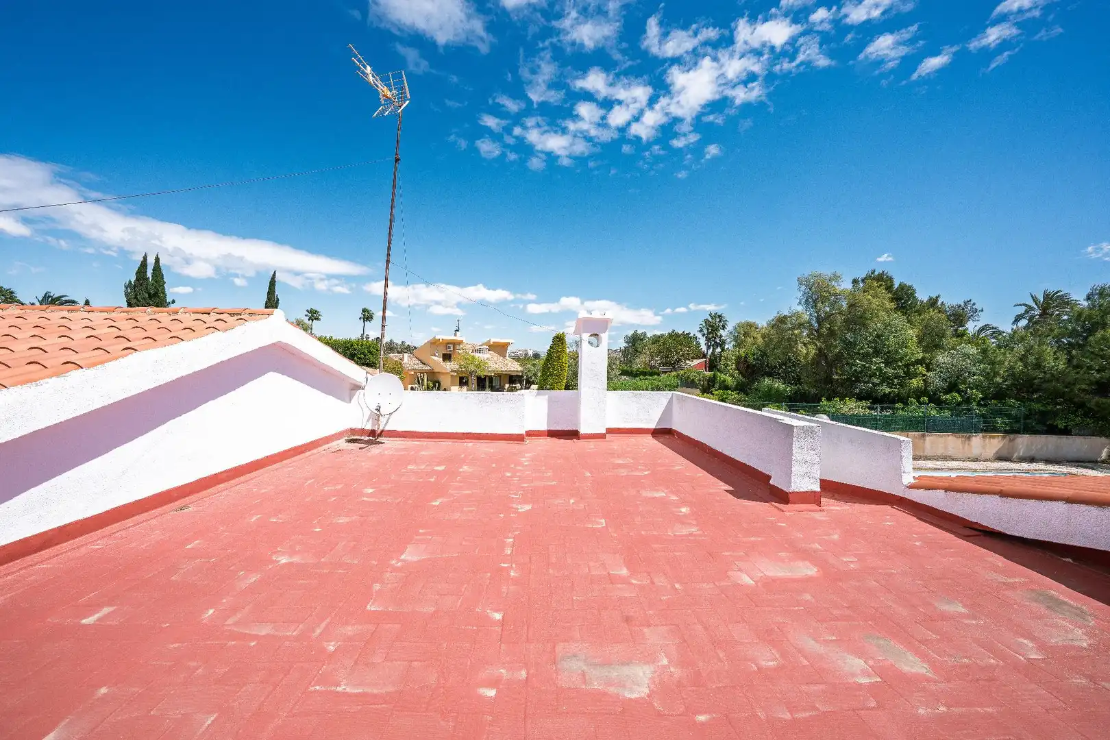 Terrassa de Casa o xalet en venda en Elche / Elx amb Jardí privat, Terrassa i Piscina