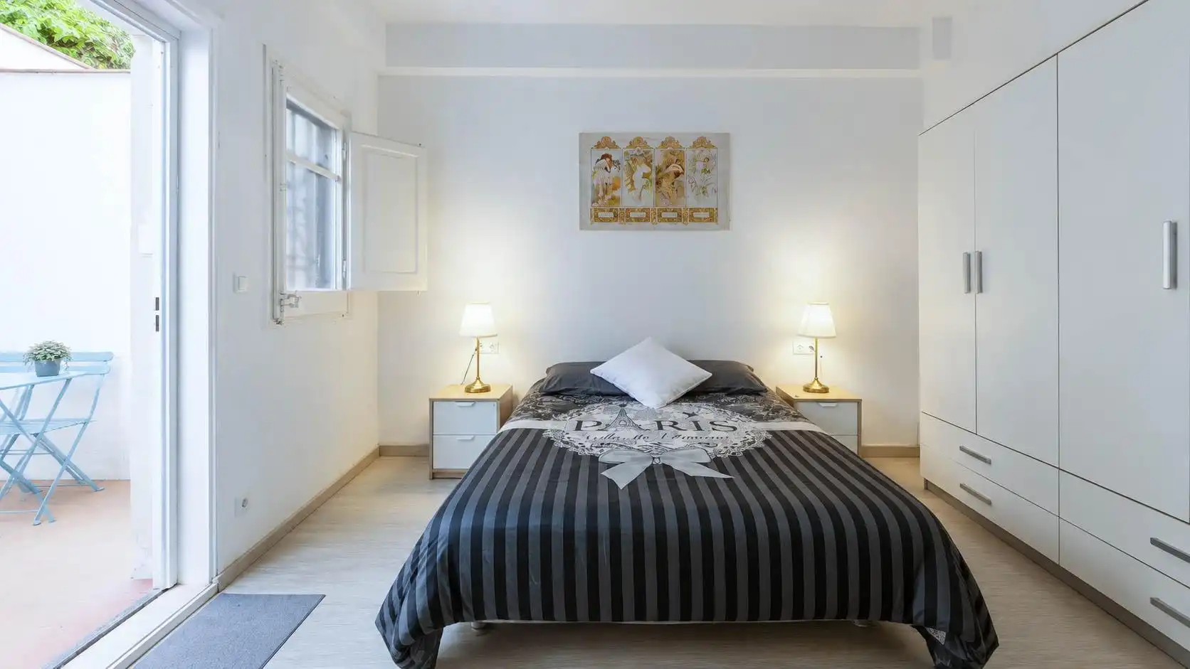 Schlafzimmer von Wohnung zum Verkauf in Barcelona mit Parkett, Terrasse und Möbliert