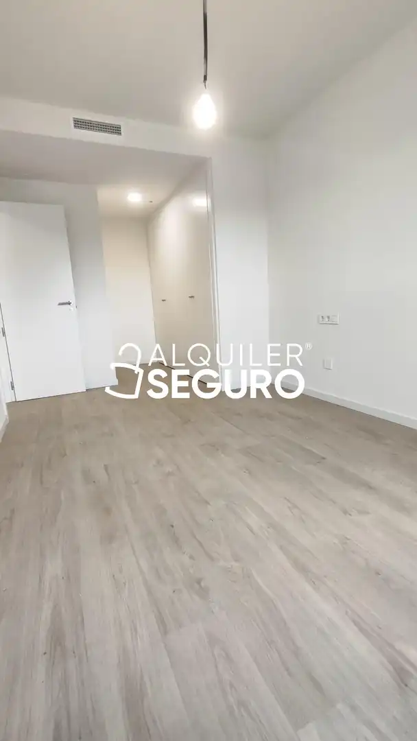 Habitación de Piso de alquiler en Valencia con Aire acondicionado, Calefacción y Terraza