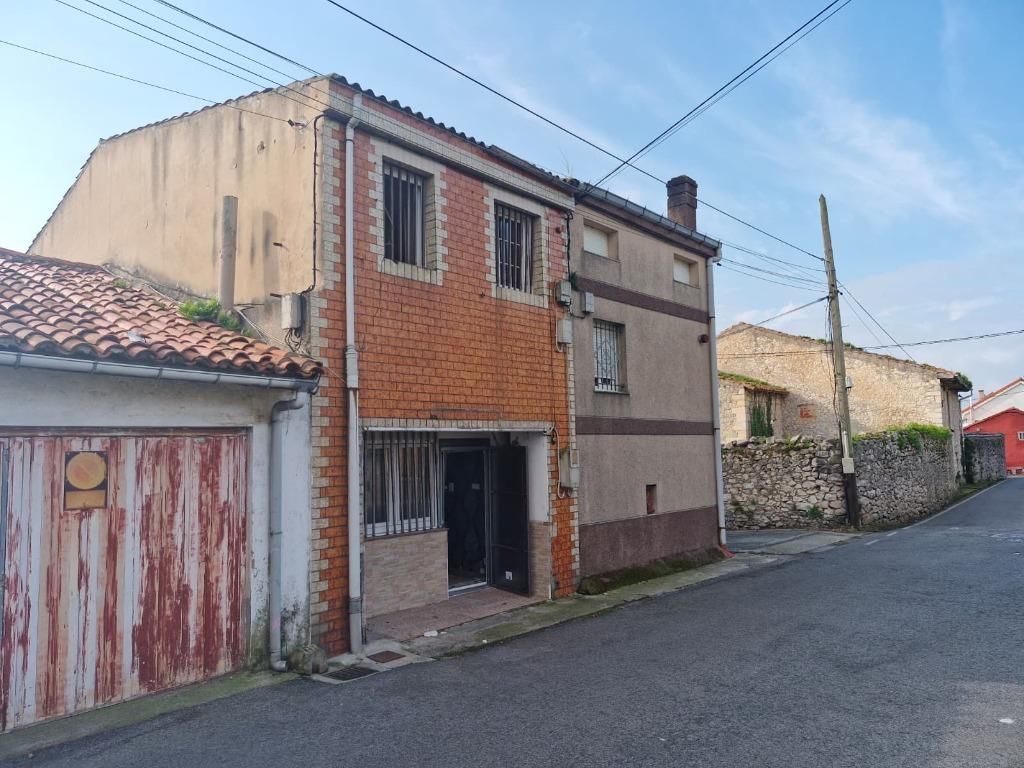 Vista exterior de Casa o chalet en venta en Santander con Trastero