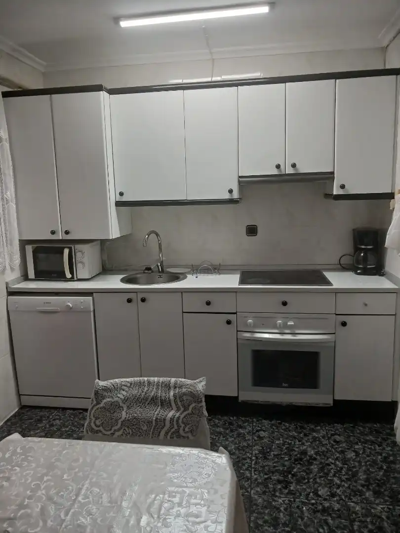 Cuina de Pis en venda en Valladolid amb Calefacció, Parquet i Terrassa