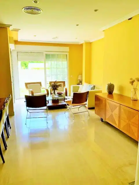 Sala de estar de Casa o chalet en venta en Aranjuez con Aire acondicionado, Calefacción y Jardín privado
