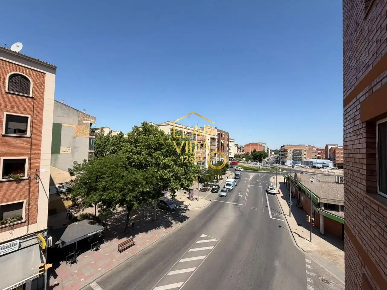 Außenansicht von Wohnung zum Verkauf in Lleida mit Klimaanlage, Heizung und Parkett