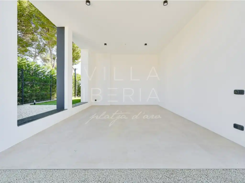 Casa amb piscina en venda a Calle Pedraforca, imagen 7