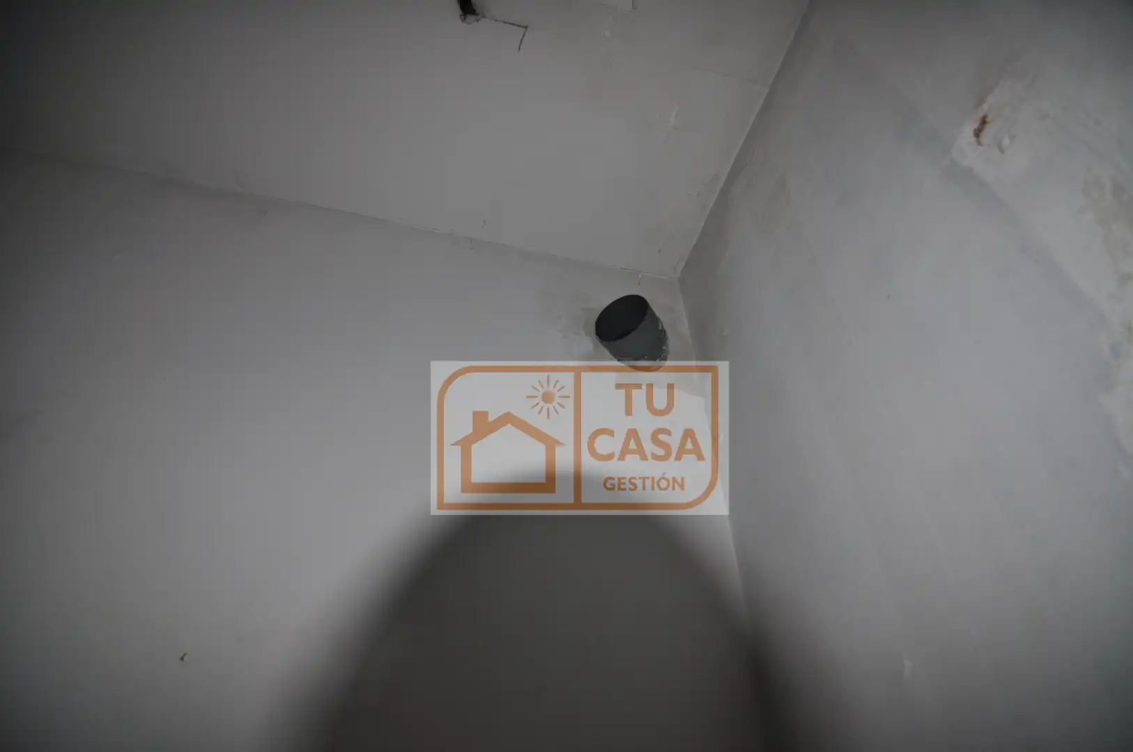 Local comercial en alquiler en Avenida de Hernán Cortés, imagen 8